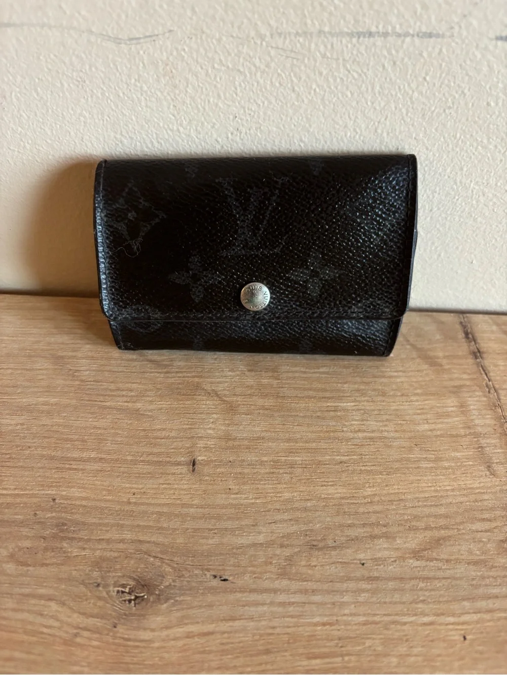 Authentic Louis Vuitton monogram key holder